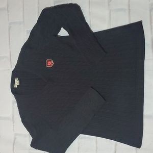 Fairway&Greene size Medium black v-neck sweater